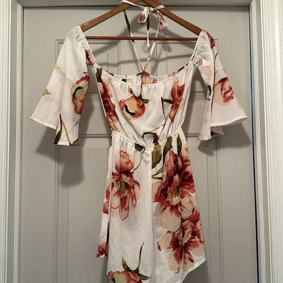 Juniors Romper Size S - Picture 2 of 3